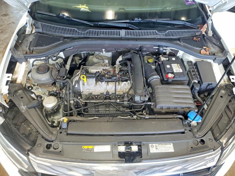 Photo 11 from auction – 2019 VOLKSWAGEN JETTA with VIN 3VWCB7BUXKM168208