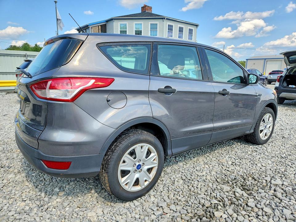 Photo 3 from auction – 2013 FORD ESCAPE with VIN 1FMCU0F70DUA82747