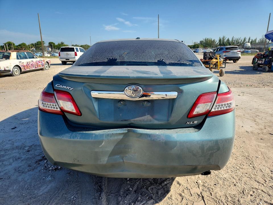 Photo 6 from auction – 2011 TOYOTA CAMRY with VIN 4T1BF3EK4BU627844