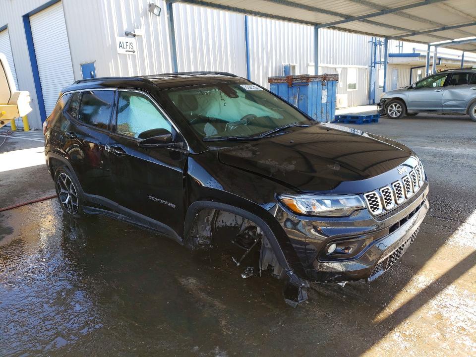Photo 4 from auction – 2025 JEEP COMPASS with VIN 3C4NJDCN5ST579042