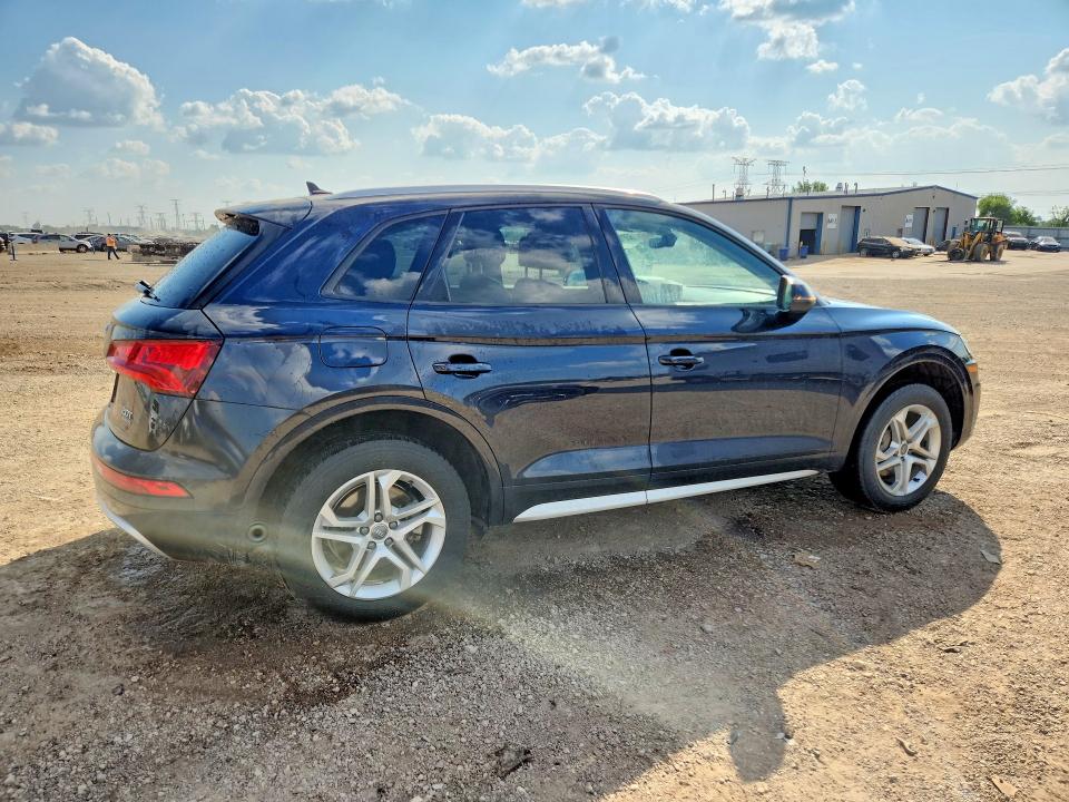Снимка 3 от търг – 2018 AUDI Q5 с VIN WA1ANAFY3J2213422