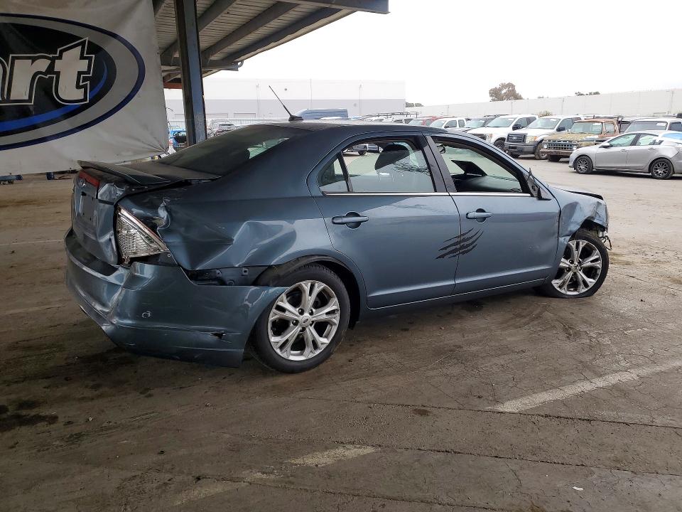 Photo 3 from auction – 2012 FORD FUSION with VIN 3FAHP0HA9CR170072