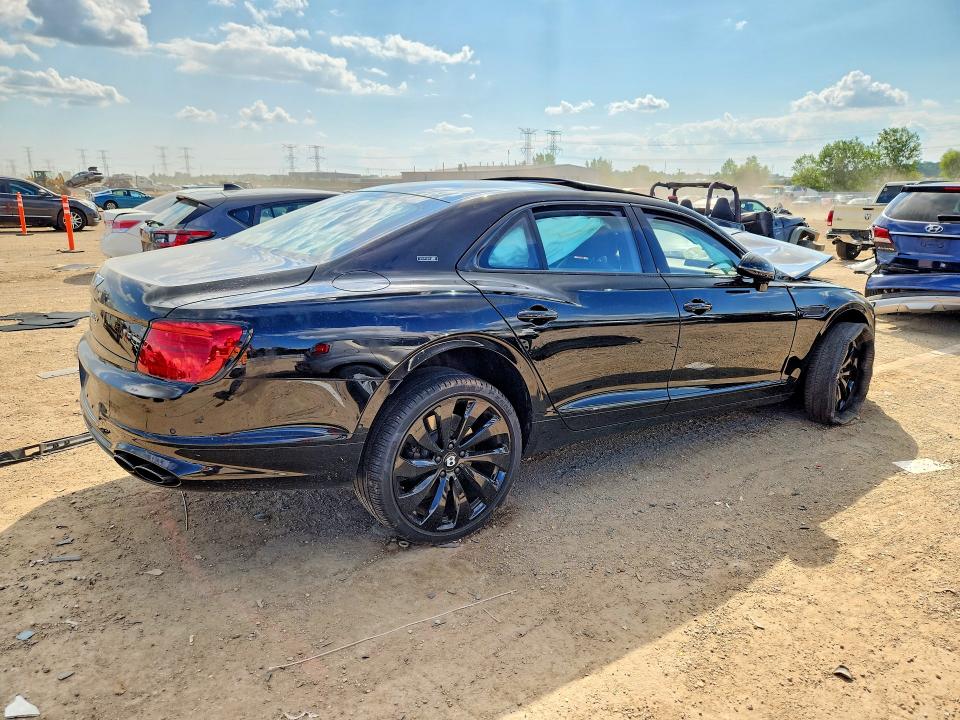 Photo 3 from auction – 2024 BENTLEY FLYING SPUR with VIN SCBBG6ZG5RC018290