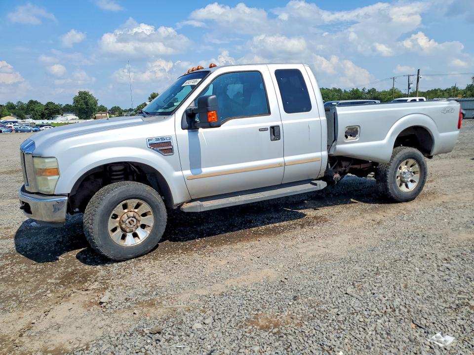 FORD F350 2008 with VIN 1FTWX31RX8EA32117 - Photo from auction