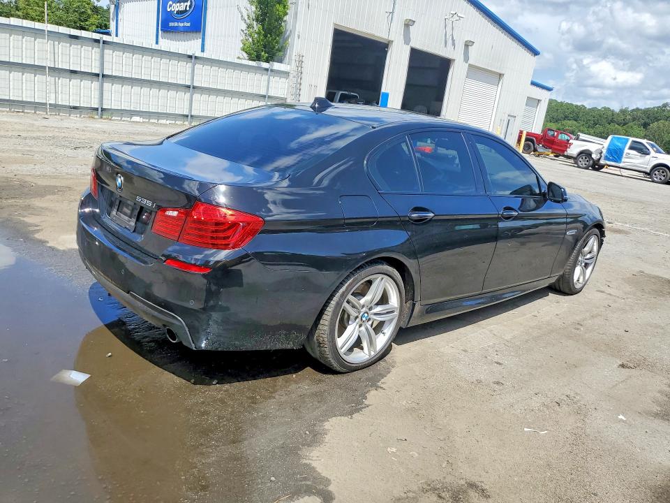 Photo 3 from auction – 2015 BMW 535 with VIN WBA5B1C51FG126927