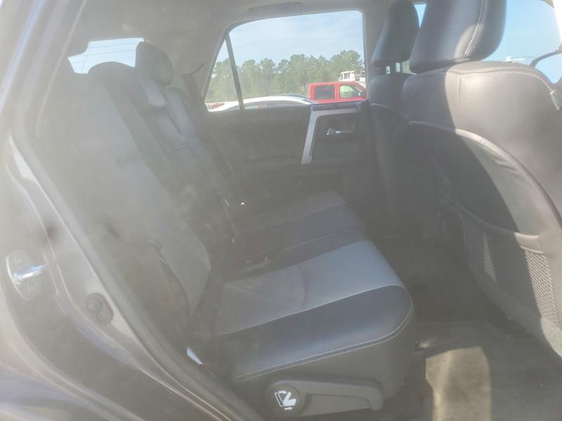 Photo 11 from auction – 2016 TOYOTA 4RUNNER with VIN JTEZU5JRXG5128602