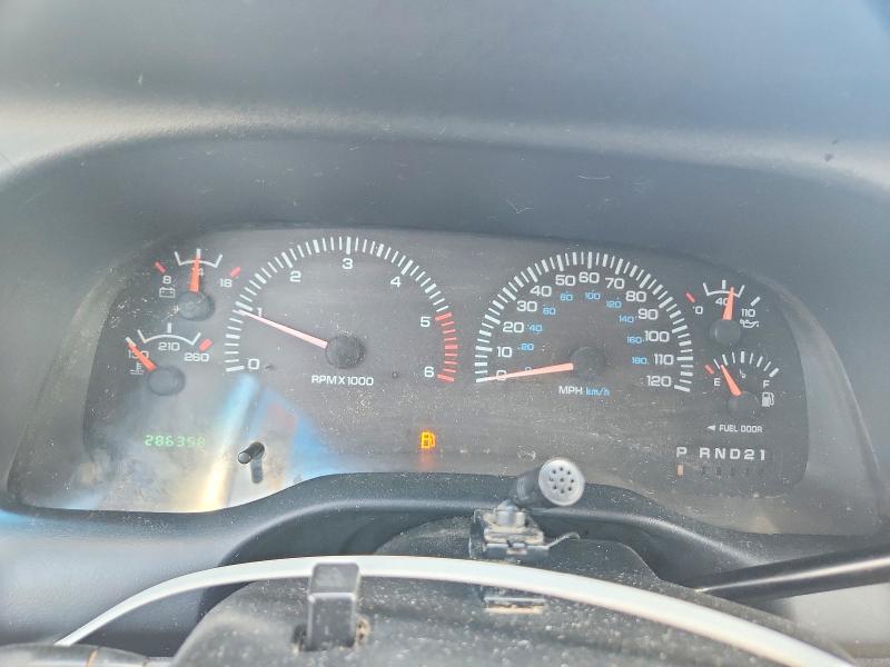 Photo 9 from auction – 2000 DODGE RAM 2500 with VIN 1B7KF23Z1YJ145986