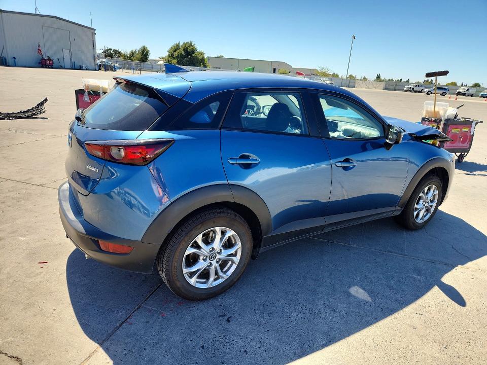 صورة رقم 3 من المزاد - 2021 MAZDA CX-3 مع VIN JM1DKFB71M1502671
