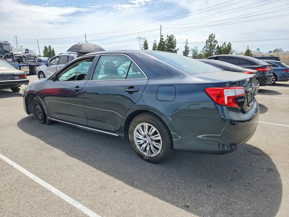Photo 2 from auction – 2014 TOYOTA CAMRY with VIN 4T4BF1FKXER390581