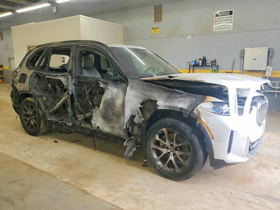 Photo 4 from auction – 2024 BMW X5 with VIN 5UX23EU09R9S74554