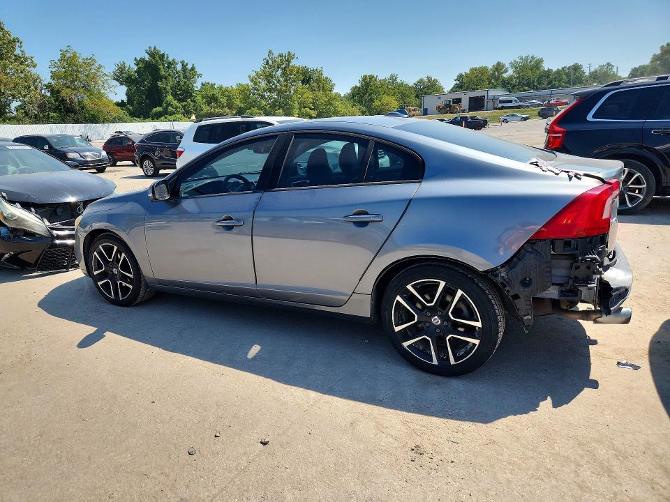 Photo 2 from auction – 2017 VOLVO S60 with VIN YV126MFL7H2422518