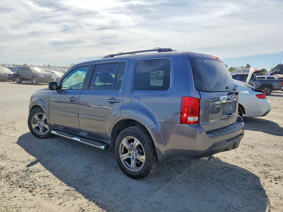 Photo 2 from auction – 2014 HONDA PILOT with VIN 5FNYF4H59EB034620