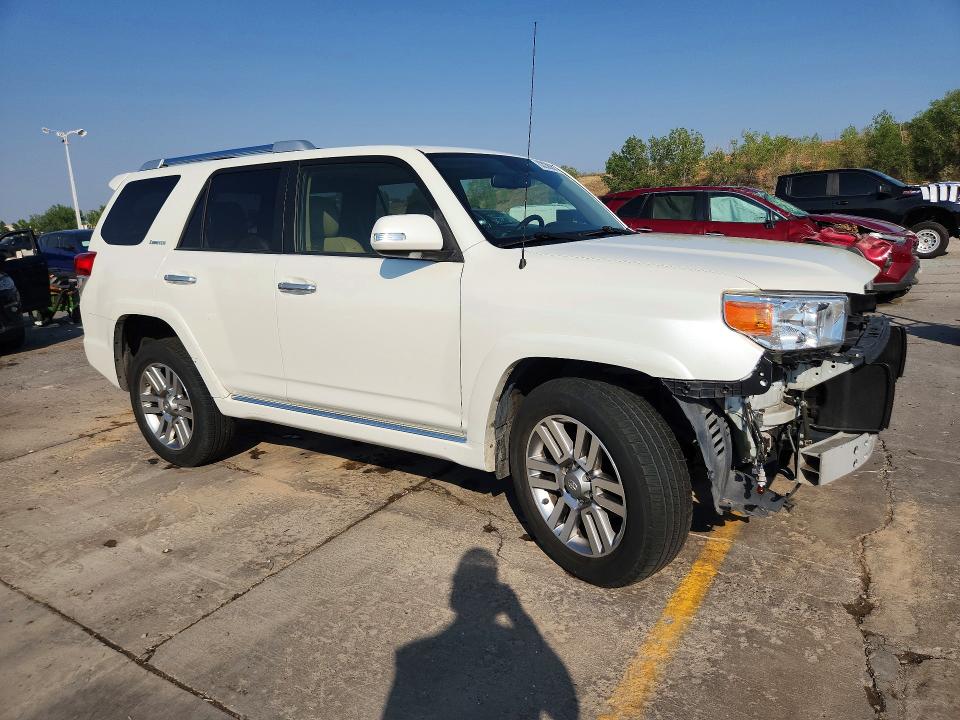Photo 4 from auction – 2013 TOYOTA 4RUNNER with VIN JTEBU5JR4D5149104