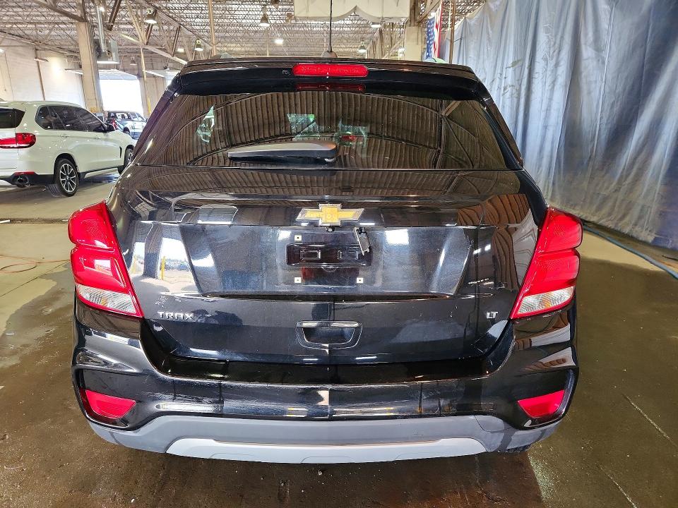 Photo 6 from auction – 2019 CHEVROLET TRAX with VIN 3GNCJLSB8KL189990