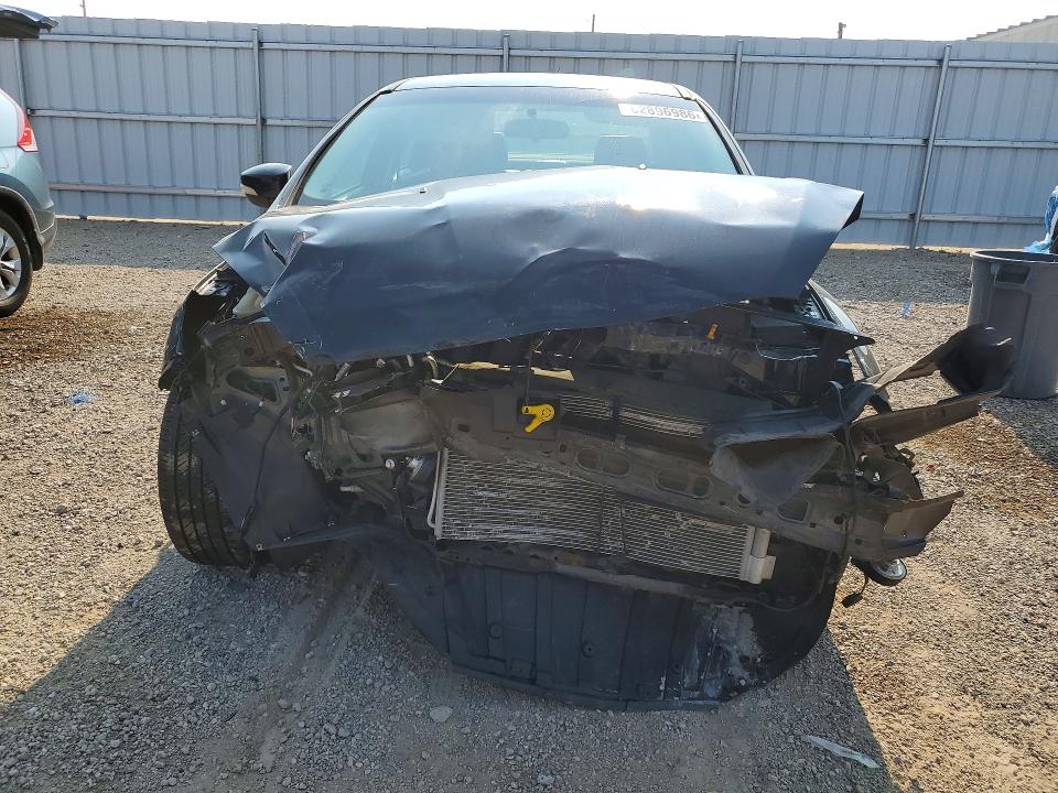 Photo 5 from auction – 2016 FORD FOCUS with VIN 1FADP3F28GL268025