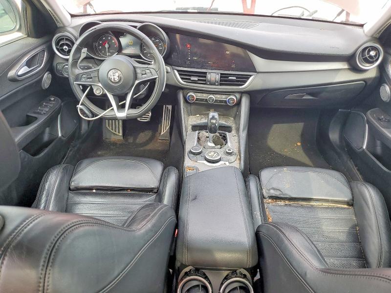 صورة رقم 8 من المزاد - 2017 ALFA ROMEO GIULIA مع VIN ZARFAECN1H7561781