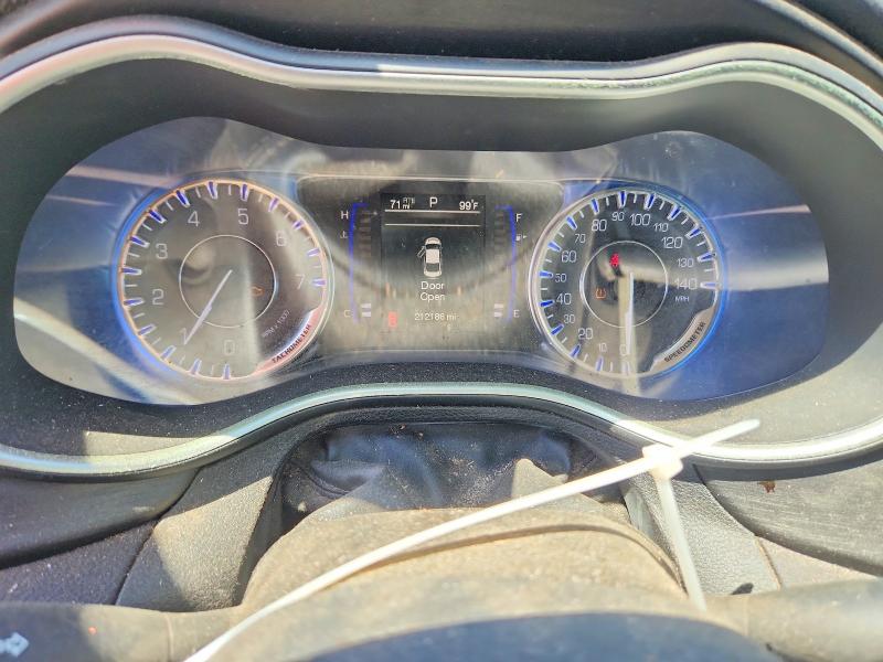 Photo 9 from auction – 2015 CHRYSLER 200 with VIN 1C3CCCAB8FN654573