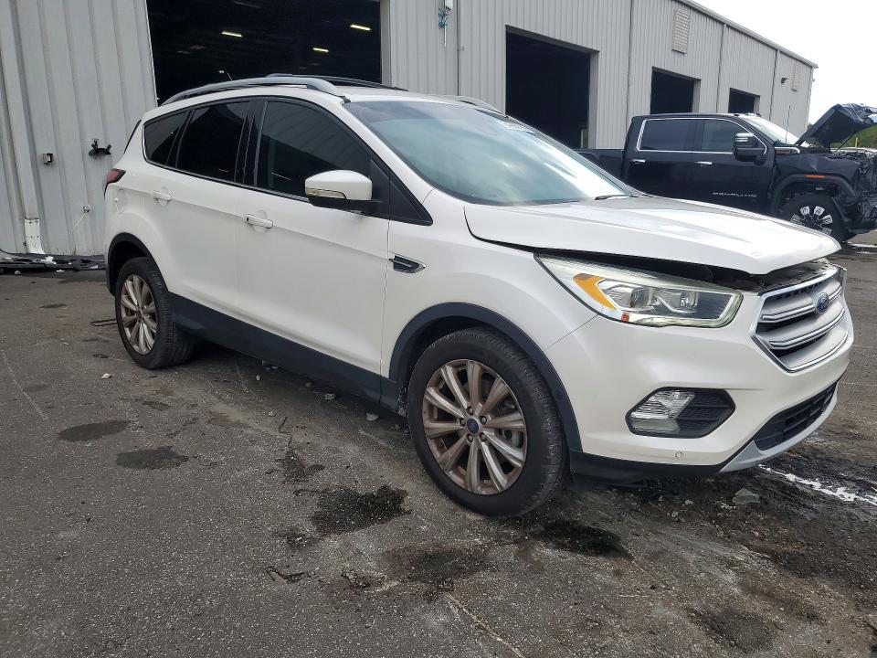 Photo 4 from auction – 2017 FORD ESCAPE with VIN 1FMCU0J93HUB49291