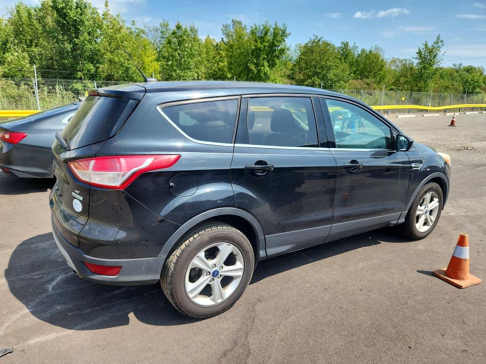 Photo 3 from auction – 2015 FORD ESCAPE with VIN 1FMCU0GX6FUB48042