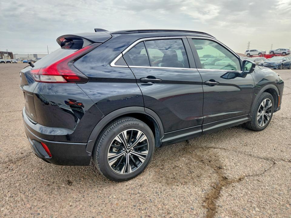 Photo 3 from auction – 2022 MITSUBISHI ECLIPSE CROSS with VIN JA4ASWAA5NZ064170