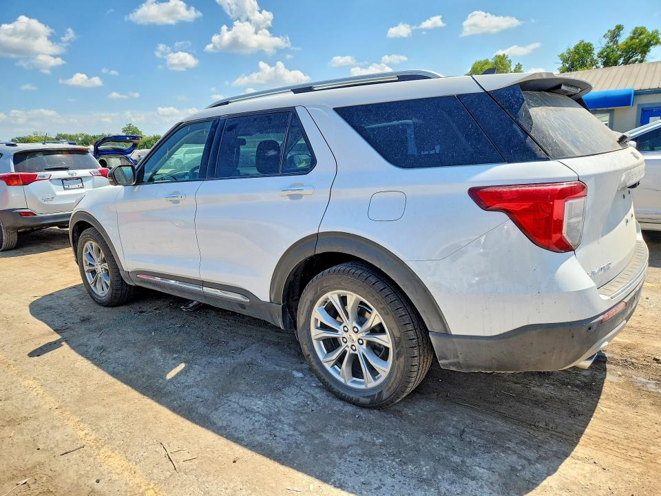 Снимка 2 от търг – 2021 FORD EXPLORER с VIN 1FMSK8FH2MGB72652
