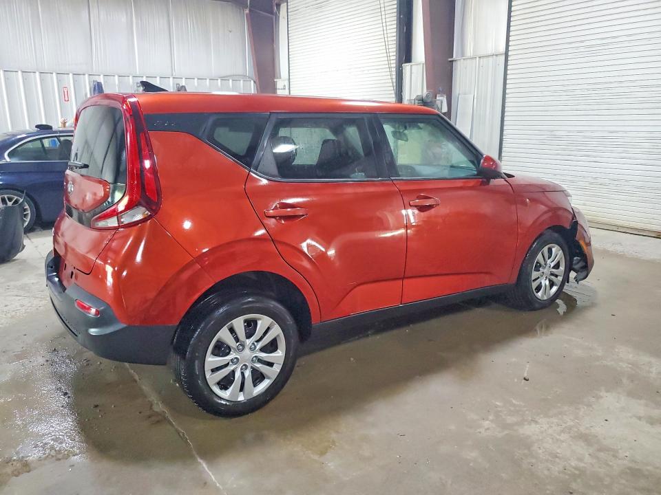 Photo 3 from auction – 2021 KIA SOUL with VIN KNDJ23AU5M7783654