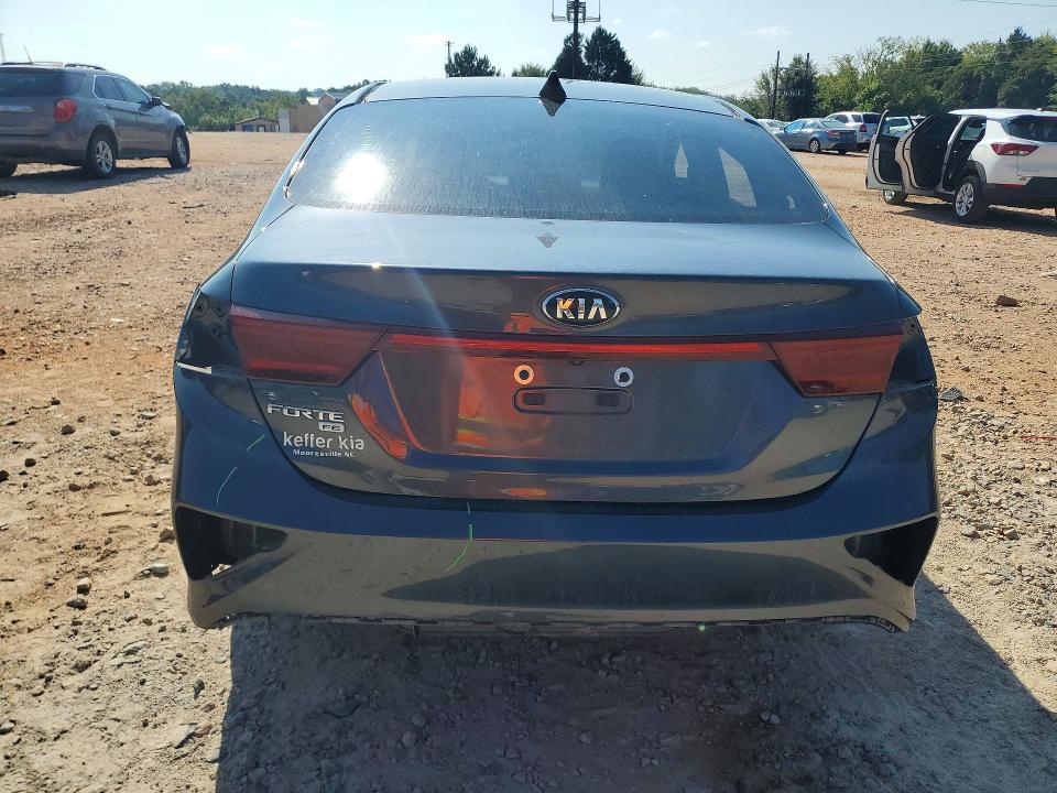 Photo 6 from auction – 2021 KIA FORTE with VIN 3KPF24AD3ME350006