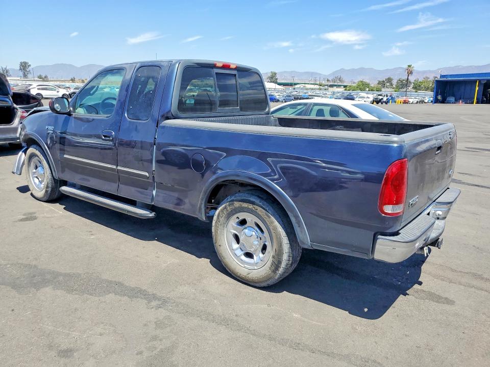 Photo 2 from auction – 2000 FORD F150 with VIN 1FTRX17L9YKA70573