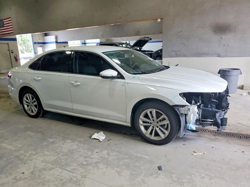 Photo 4 from auction – 2021 VOLKSWAGEN PASSAT with VIN 1VWAA7A33MC006993