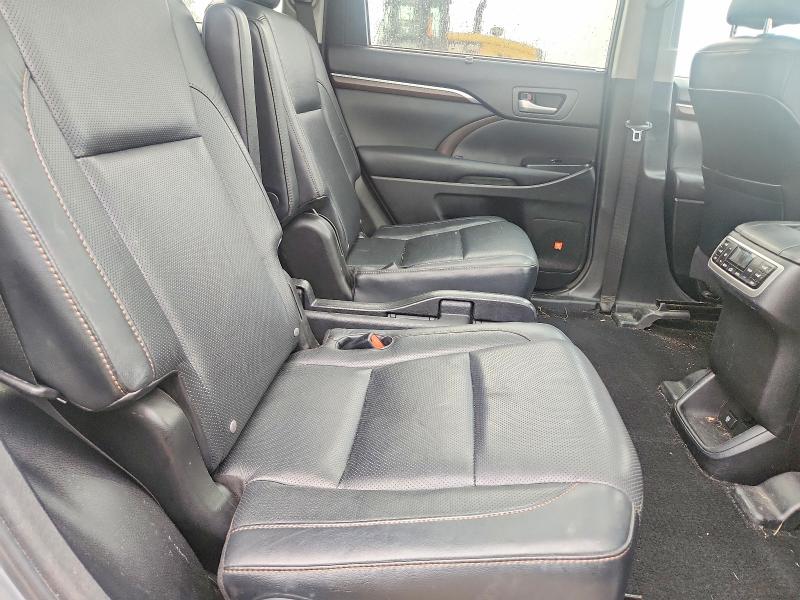Photo 11 from auction – 2014 TOYOTA HIGHLANDER with VIN 5TDDKRFH4ES071736