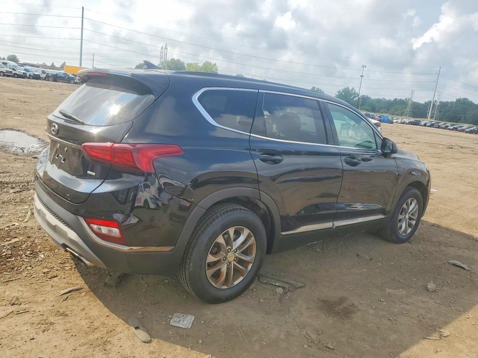 Photo 3 from auction – 2019 HYUNDAI SANTA FE with VIN 5NMS3CAD3KH136077