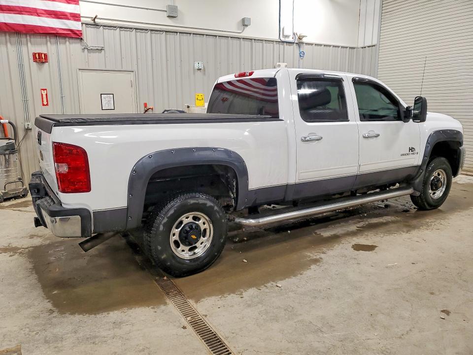 Photo 3 from auction – 2009 CHEVROLET SILVERADO with VIN 1GCHK63K89F106204