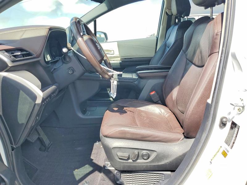 Photo 7 from auction – 2024 TOYOTA SIENNA with VIN 5TDERKEC7RS223110