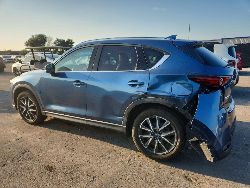 Photo 2 from auction – 2018 MAZDA CX-5 with VIN JM3KFADM4J1353127