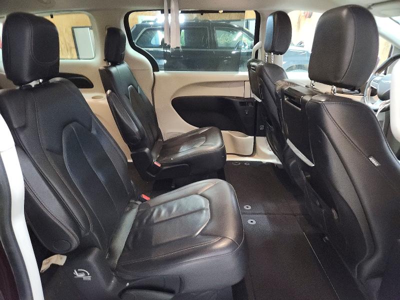Photo 11 from auction – 2017 CHRYSLER PACIFICA with VIN 2C4RC1EGXHR660154