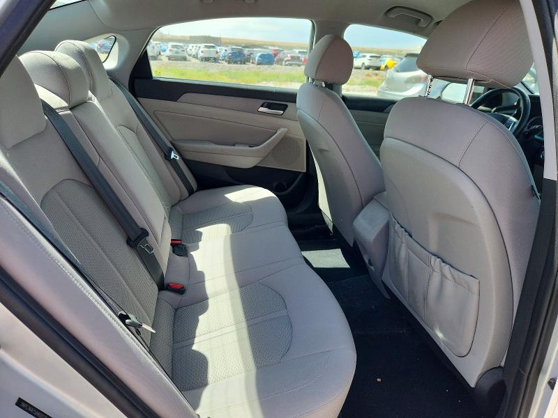 Photo 10 from auction – 2018 HYUNDAI SONATA with VIN 5NPE34AF5JH601125