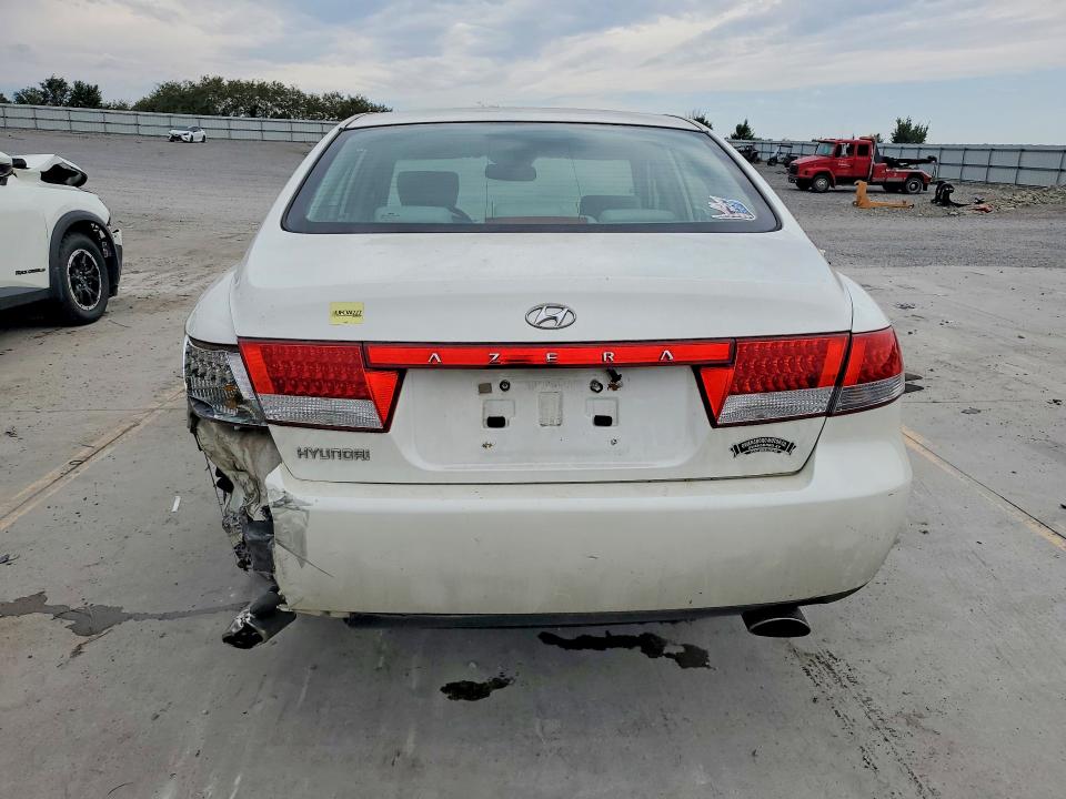 Photo 6 from auction – 2007 HYUNDAI AZERA with VIN KMHFC46F47A178885