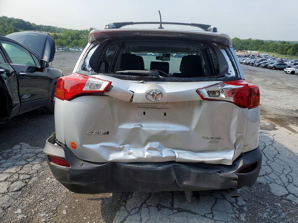 Photo 6 from auction – 2015 TOYOTA RAV4 with VIN 2T3DFREV4FW383342