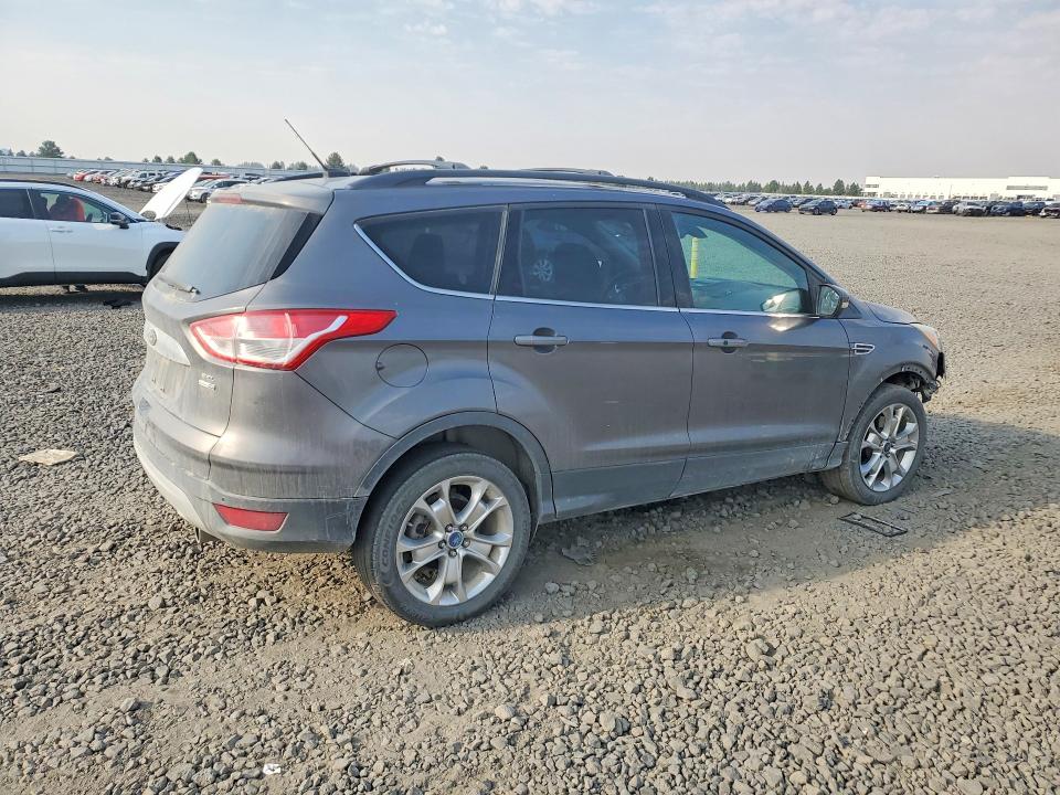 Photo 3 from auction – 2013 FORD ESCAPE with VIN 1FMCU9HX1DUB97522