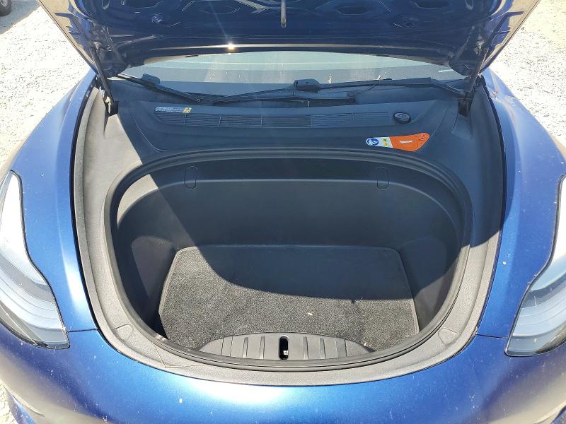 Photo 11 from auction – 2018 TESLA MODEL 3 with VIN 5YJ3E1EAXJF008101