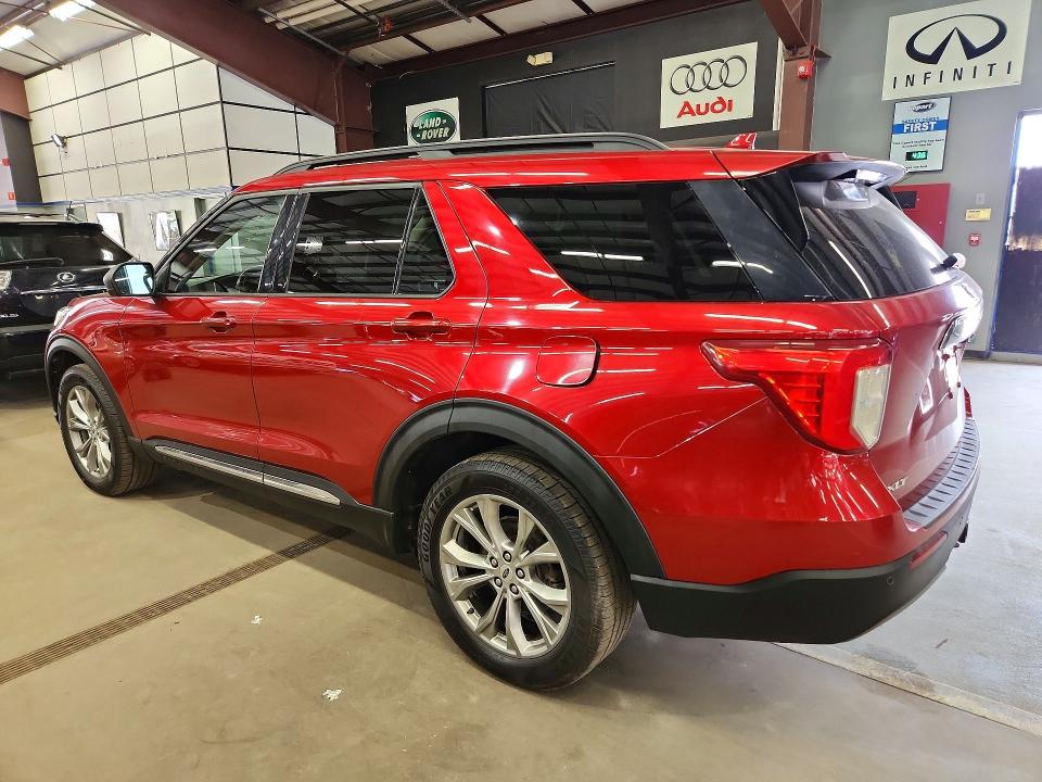 Photo 2 from auction – 2020 FORD EXPLORER with VIN 1FMSK8DH1LGB17594