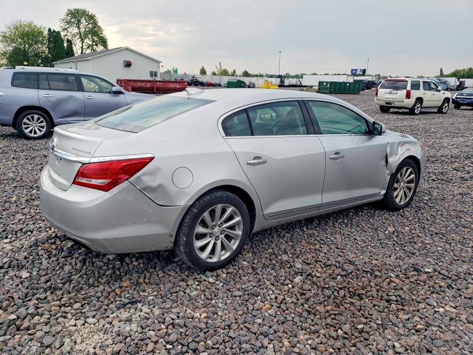 Foto 3 de la subasta – 2016 BUICK LACROSSE con VIN 1G4GB5G30GF115870
