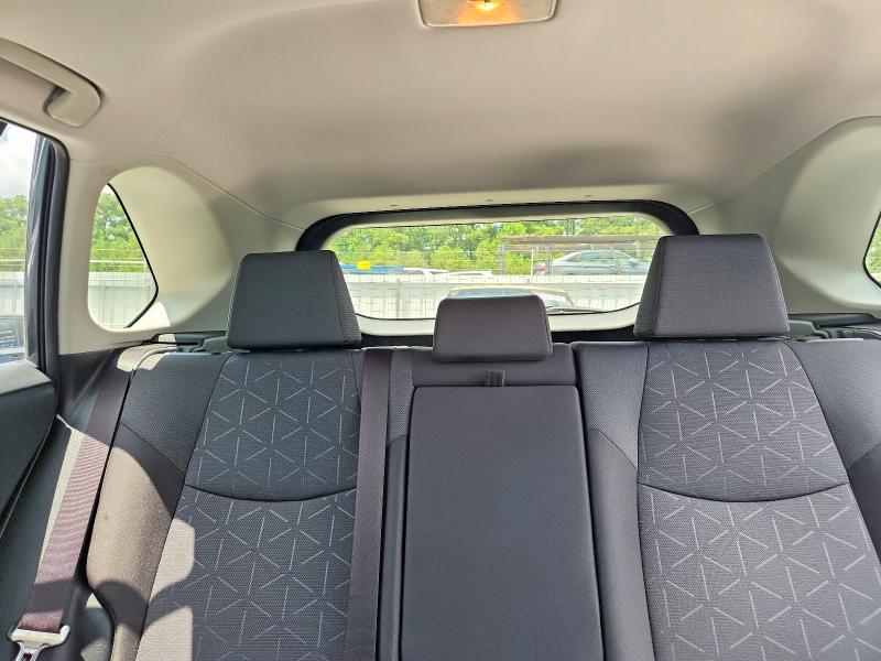 Photo 10 from auction – 2019 TOYOTA RAV4 with VIN JTMW1RFV3KD020592