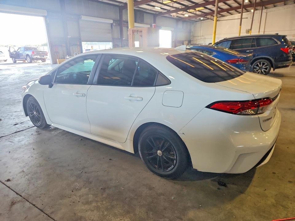 Photo 2 from auction – 2021 TOYOTA COROLLA with VIN 5YFDPMAE0MP198105