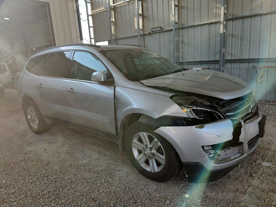 Photo 4 from auction – 2014 CHEVROLET TRAVERSE with VIN 1GNKVHKDXEJ258771