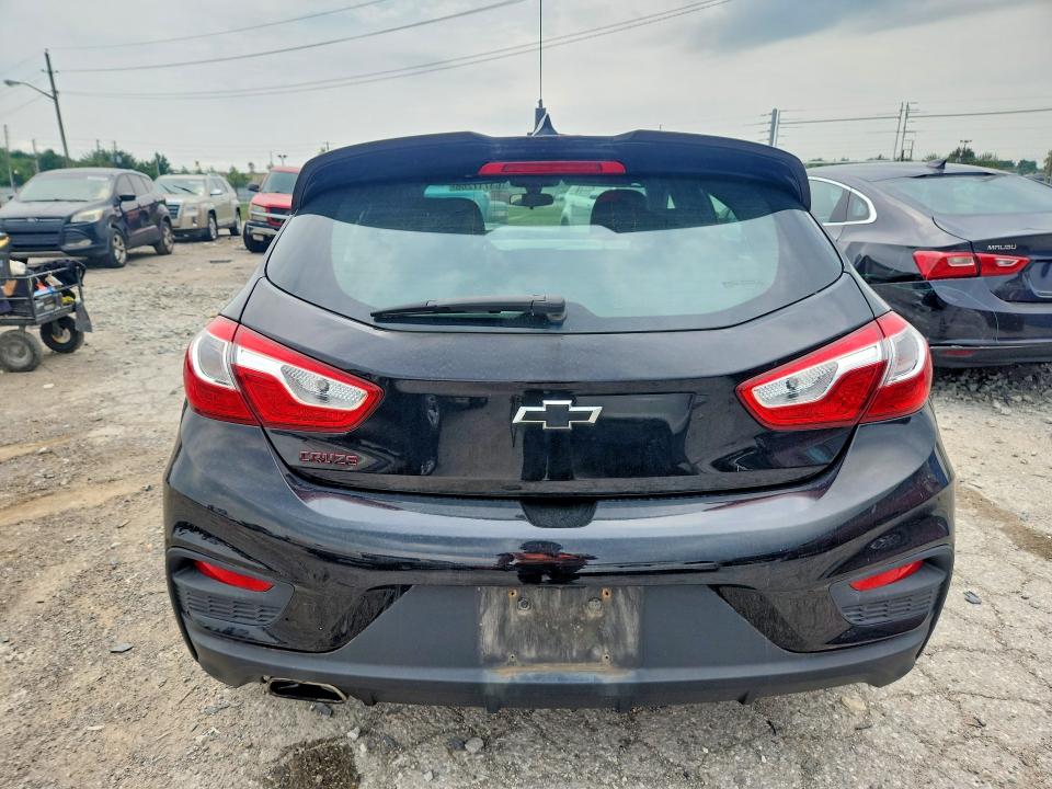 Photo 6 from auction – 2018 CHEVROLET CRUZE with VIN 3G1BE6SM9JS546991