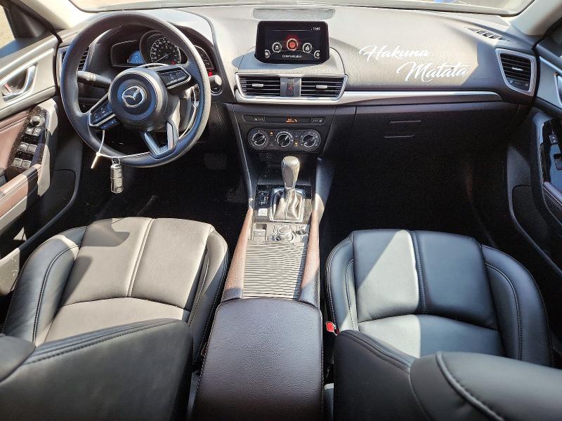 Снимка 8 от търг – 2018 MAZDA 3 с VIN 3MZBN1T73JM222536