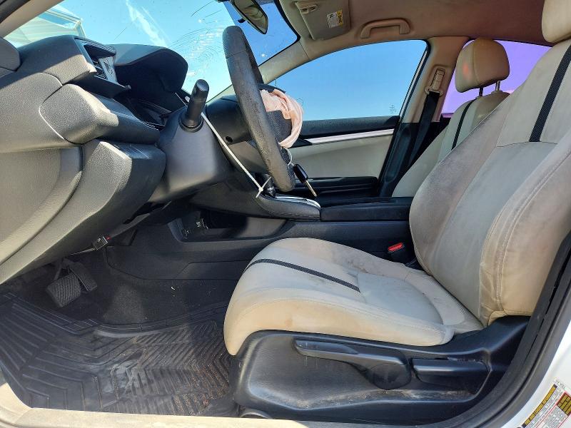 Photo 7 from auction – 2017 HONDA CIVIC with VIN 2HGFC2F58HH515871