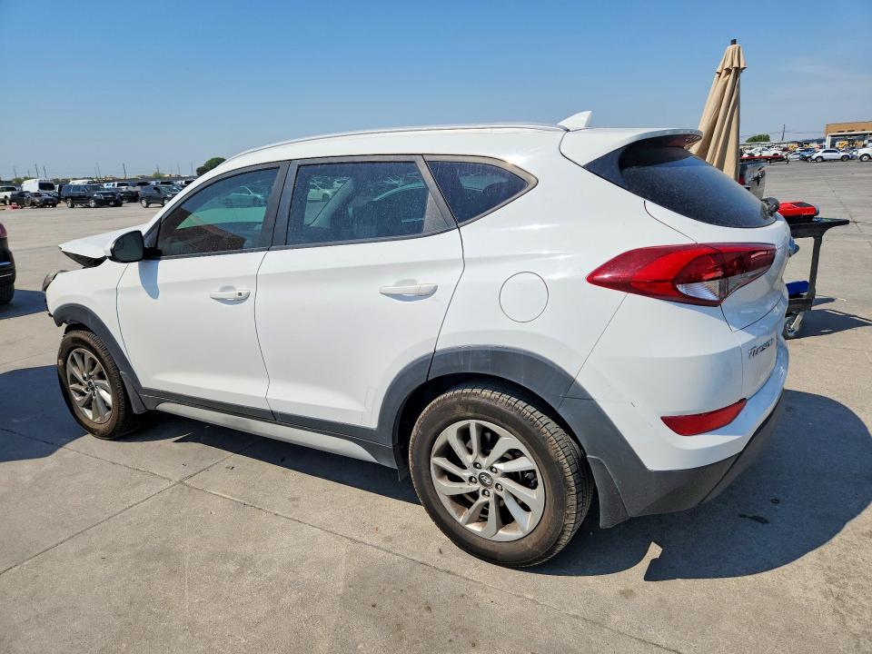 Photo 2 from auction – 2018 HYUNDAI TUCSON with VIN KM8J33A43JU751937