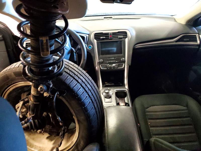 Снимка 8 от търг – 2020 FORD FUSION с VIN 3FA6P0HD9LR230160